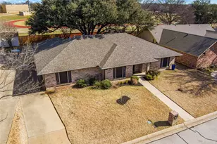 1807 Rhinevalley Dr, Arlington, TX 76012 - Photo 38