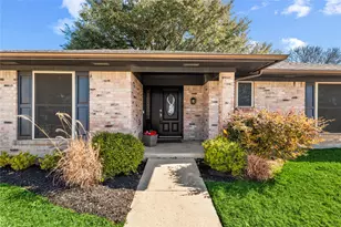 1807 Rhinevalley Dr, Arlington, TX 76012 - Photo 4