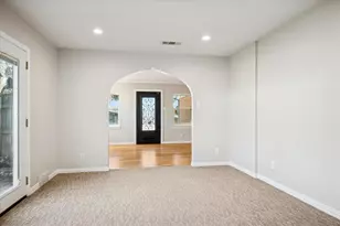 9705 Ash Creek Dr, Dallas, TX 75228 - Photo 12