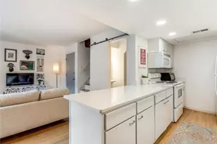 4044 Buena Vista St, Dallas, TX 75204 - Photo 8