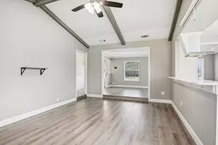 596 Surf St, Lewisville, TX 75067 - Photo 10