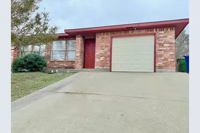 4340 Forest Point Drive, Garland, TX 75043 - Photo 2