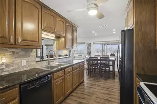 409 Country Club Dr, Joshua, TX 76058 - Photo 14