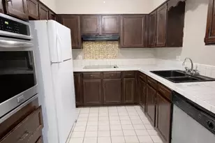 7609 Castillo Rd, Fort Worth, TX 76112 - Photo 4