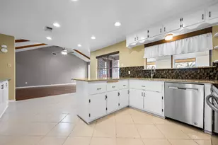 1102 Lena St, Cleburne, TX 76033 - Photo 12