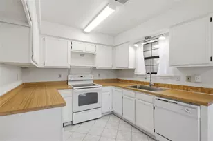 5909 Lake Hubbard Pkwy, Garland, TX 75043 - Photo 6