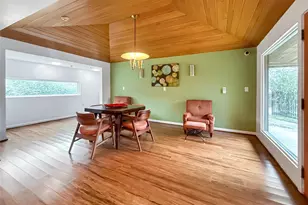 921 9th St, Grand Prairie, TX 75050 - Photo 8