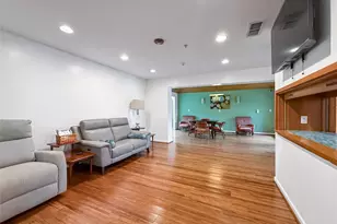 921 9th St, Grand Prairie, TX 75050 - Photo 16