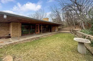 921 9th St, Grand Prairie, TX 75050 - Photo 38