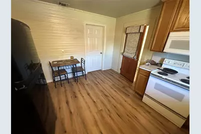 900 W Avenue F, Midlothian, TX 76065 - Photo 4