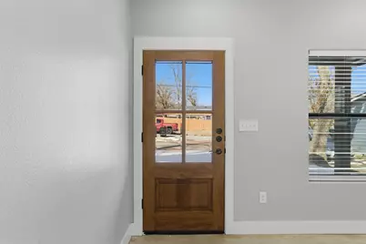 1004 W Hanna Street, Denison, TX 75020 - Photo 2