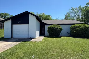 8237 Albert St, White Settlement, TX 76108 - Photo 2