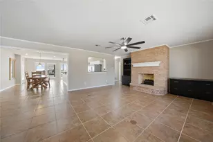 195 Enchanted Dr, Enchanted Oaks, TX 75156 - Photo 2