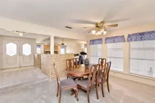 729 Maple Glen Dr, Garland, TX 75043 - Photo 6