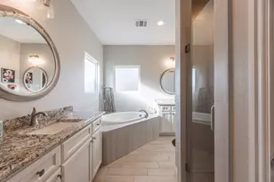 4000 Sioux Ct, Granbury, TX 76048 - Photo 14