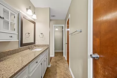 7258 Brentwood Stair Road, Fort Worth, TX 76112 - Photo 22