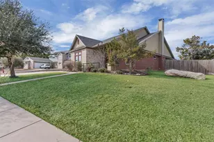 125 Camelot St, Glen Rose, TX 76043 - Photo 6