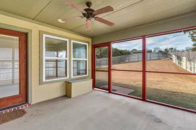 125 Camelot Street, Glen Rose, TX 76043 - Photo 34