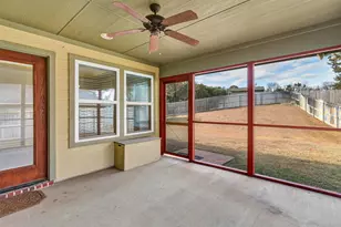 125 Camelot St, Glen Rose, TX 76043 - Photo 34