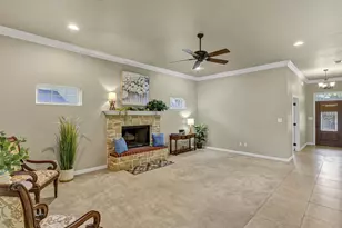 125 Camelot St, Glen Rose, TX 76043 - Photo 10