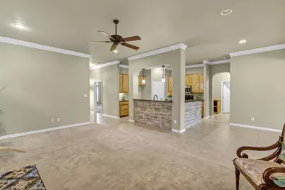 125 Camelot Street, Glen Rose, TX 76043 - Photo 12