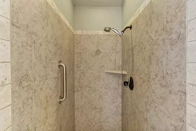 125 Camelot Street, Glen Rose, TX 76043 - Photo 28