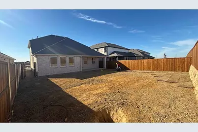 669 Tyronza Drive, Justin, TX 76247 - Photo 4