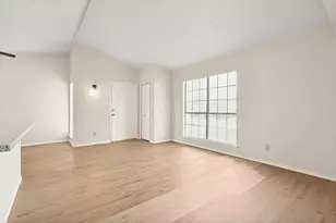 6033 Dooley Dr, The Colony, TX 75056 - Photo 6