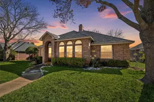 410 Morning Dove Dr, Duncanville, TX 75137 - Photo 2