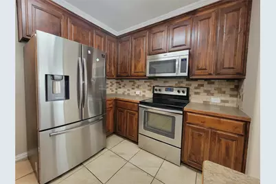 621 Marybeth Drive, Burleson, TX 76028 - Photo 10