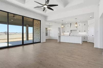 6921 Eagle Creek Drive, Godley, TX 76044 - Photo 10