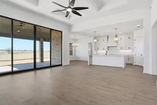 6921 Eagle Crk Dr, Godley, TX 76044 - Photo 10