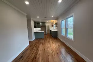 911 N Spring St, Grand Saline, TX 75140 - Photo 4