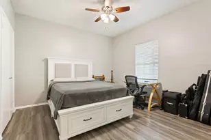 600 Bagby Ave, Waco, TX 76706 - Photo 16