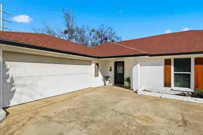 5601 Edgewater Circle, Rowlett, TX 75088 - Photo 2