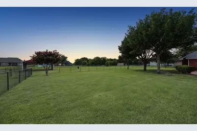 700 Lake Vista Lane, Lavon, TX 75166 - Photo 40