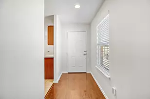 2462 Honeybee Ln, Frisco, TX 75036 - Photo 2