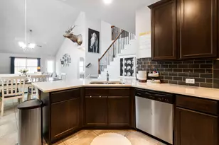 9112 Conroe Dr, Denton, TX 76226 - Photo 6