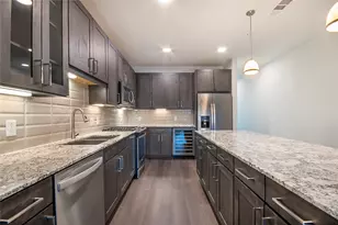 5631 Belmont Ave, Dallas, TX 75206 - Photo 2