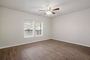 936 E Ramsey Ave, Fort Worth, TX 76104 - Photo 4