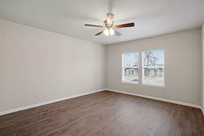 936 E Ramsey Avenue, Fort Worth, TX 76104 - Photo 10