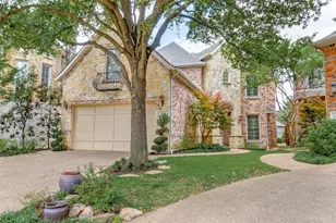 13 Cochran Oaks Ln, Dallas, TX 75220 - Photo 2