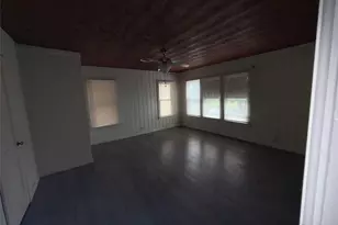 320 N 2nd St, Jacksboro, TX 76458 - Photo 6