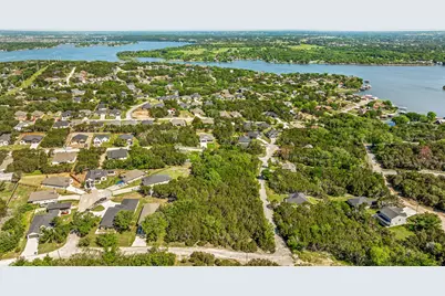 2604 Lakeridge Drive, Granbury, TX 76048 - Photo 16