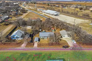 126 4th St, Tuscola, TX 79562 - Photo 4