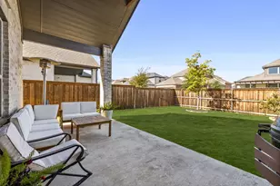 2270 English Ivy Rd, Frisco, TX 75033 - Photo 28