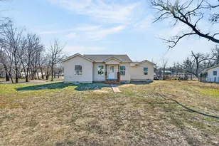 535 Hurt, Dublin, TX 76446 - Photo 1