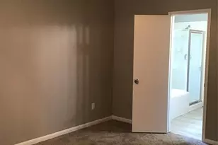 2006 Rock Ridge Dr, Houston, TX 77049 - Photo 10