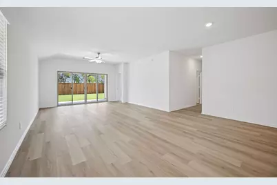 813 London Town Lane, Princeton, TX 75071 - Photo 4