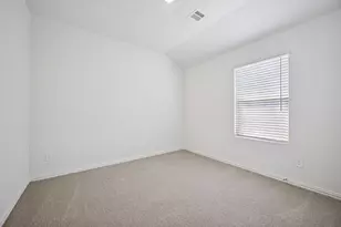 813 London Town Ln, Princeton, TX 75071 - Photo 18